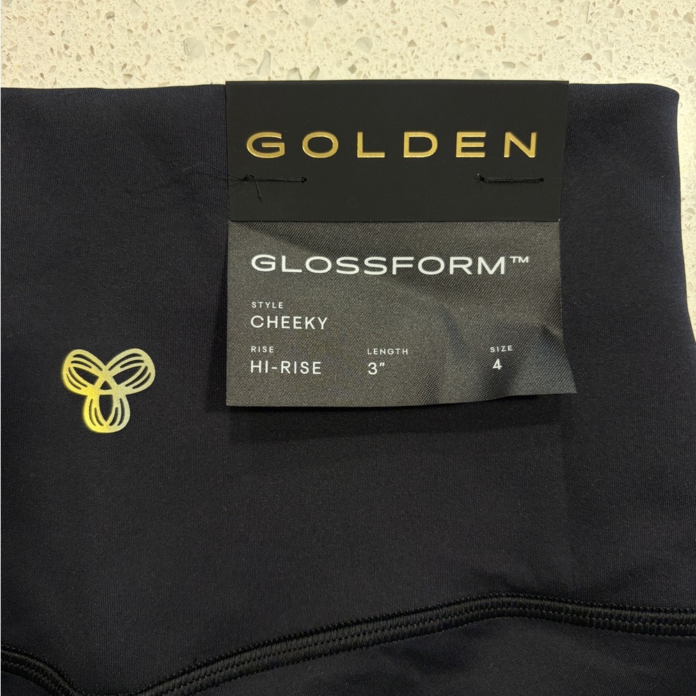 **SOLD** NWT Aritzia Glossform Cheeky Hi-rise 3” Shorts - Picture 2 of 5